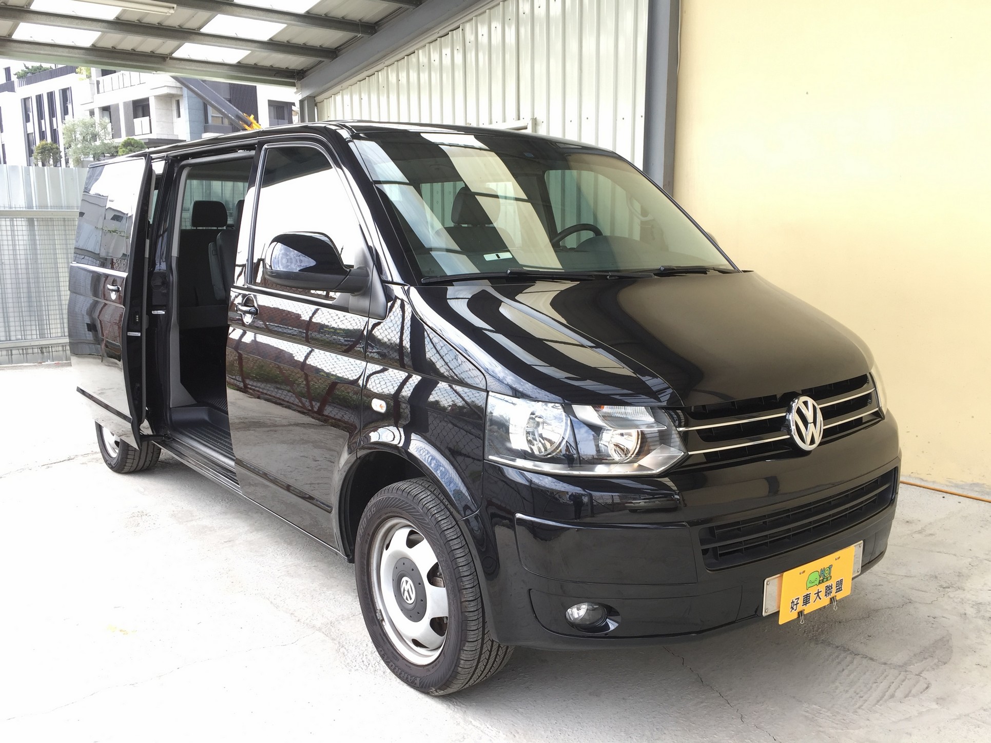 15 Volkswagen T5 2 0 Tdi 長軸9人座 中古車優惠車款 Wewanted 購車好幫手